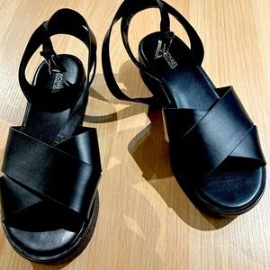 Michael Korean Flat Wedge Sandal Size 10M